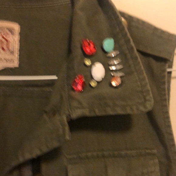 Decree Army Green Jeweled Vest - Picture 3 of 4